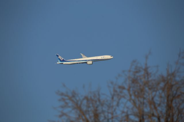 BOEING 777-300ER (JA792A)