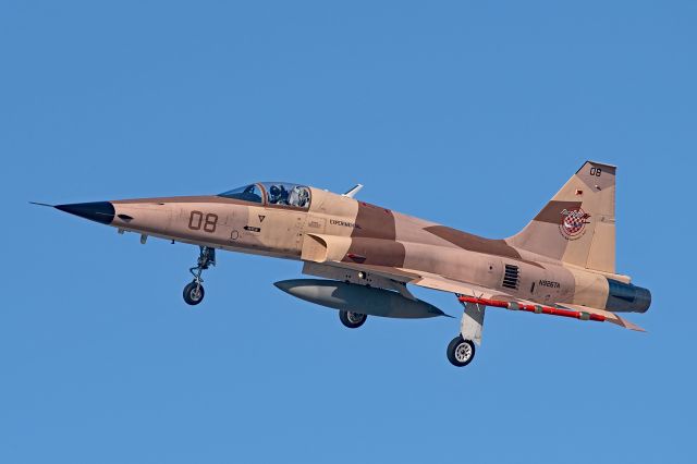 Northrop RF-5 Tigereye (N926TA) - F-5E NOT an RF-5