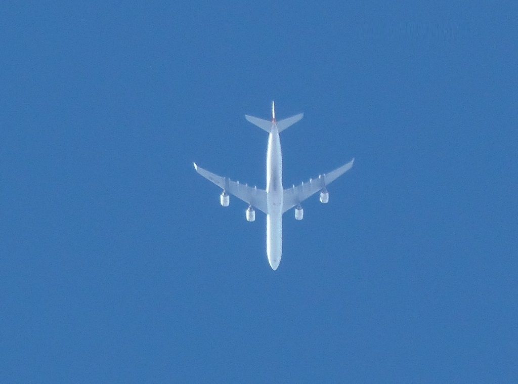 Airbus A340-600 (EC-JNQ) - EC-JNQ | IBERIA | A340br /IB6856 | EZE>MADbr /CASCAVEL-BRA 24/04/2016 - 15:15br /36.500FTS - 507 KTbr /11.125 MTS - 939 KM/H