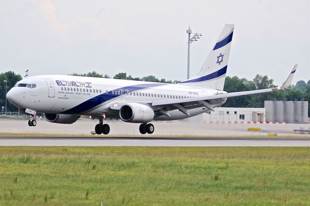 Boeing 737-700 (4X-EKB)