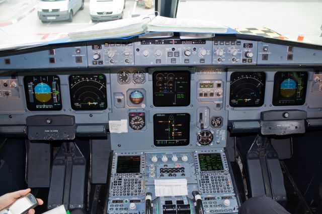 Airbus A320 (F-GFKS)