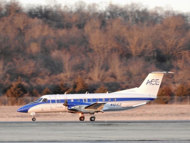 Embraer EMB-120 Brasilia (N121CZ)