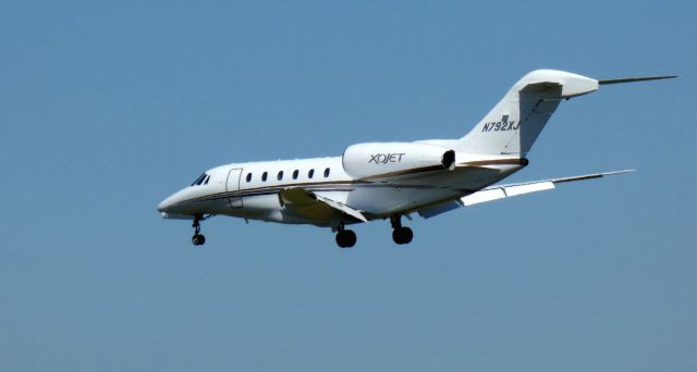 Cessna Citation X (N792XJ) - On final is this 2008 Cessna Citation 750 in the Autumn of 2020.