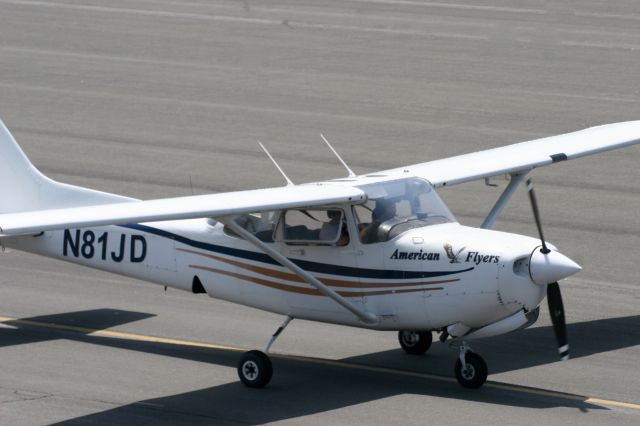 Cessna Skyhawk (N81JD)