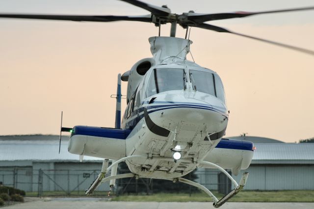 Bell 430 (N431SL) - One of McMahon’s flagship 430s stopping by KVPZ to pick up cargo. br /br /N431SL. 1997 Bell 430. McMahon Airborne Logistics. KVPZ. 6/22/23. 