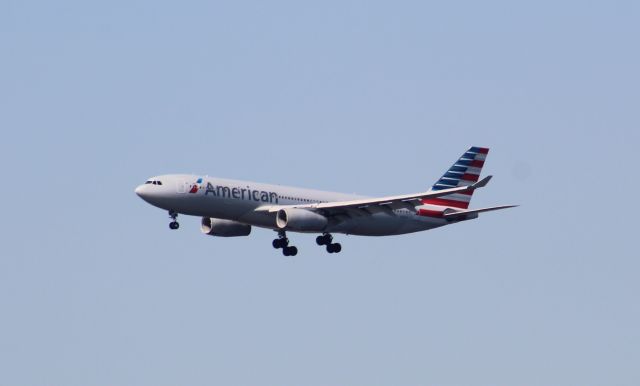 Airbus A330-200 (N291AY) - American 1838 landing from Orlando Florida! 