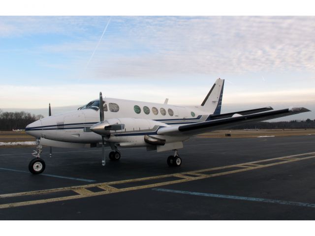 Beechcraft King Air 100 (N6045S)