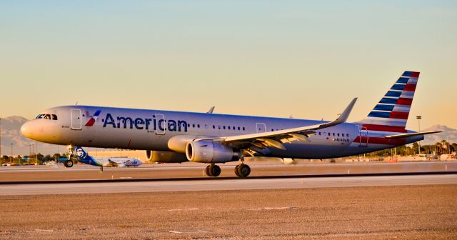 Airbus A321 (N149AN) - N149AN American Airlines 2015 Airbus A321-231 - cn 6812 - Las Vegas - McCarran International Airport (LAS / KLAS)br /USA - Nevada March 8, 2017br /Photo: Tomás Del Coro