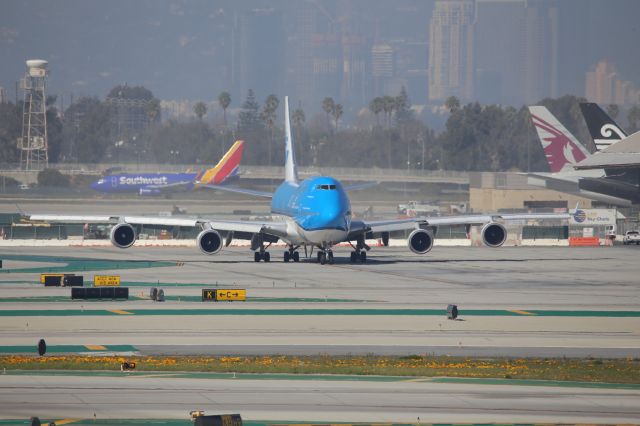 Boeing 747-400 (PH-BFY)