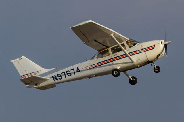 Cessna Skyhawk (N97674)