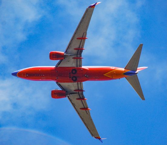 Boeing 737-700 (N232WN) - A Southwest 737 coming in low over Simpsonville!  Nice seeing the split scimitar winglets!  11/15/20.