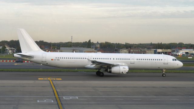 Airbus A321 (OO-SBA) - VLM Airlines Airbus A321-231 OO-SBA in Brussels 