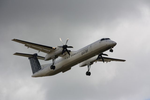 de Havilland Dash 8-400 (C-GLQE)