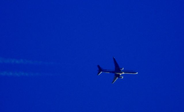 Boeing 757-200 — - US Airways 743 Philadelphia to Chicago OHare over Cleveland 40,000 ft. 12-31-14.