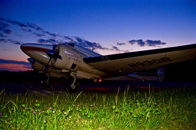 Beechcraft 18 (N930R)