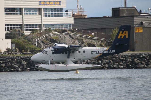 De Havilland Canada Twin Otter (C-GQKN)