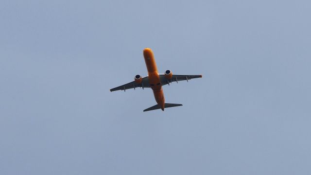 Embraer ERJ-190 (SP-LNO)