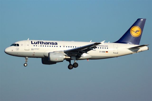 Airbus A319 (D-AIBB)