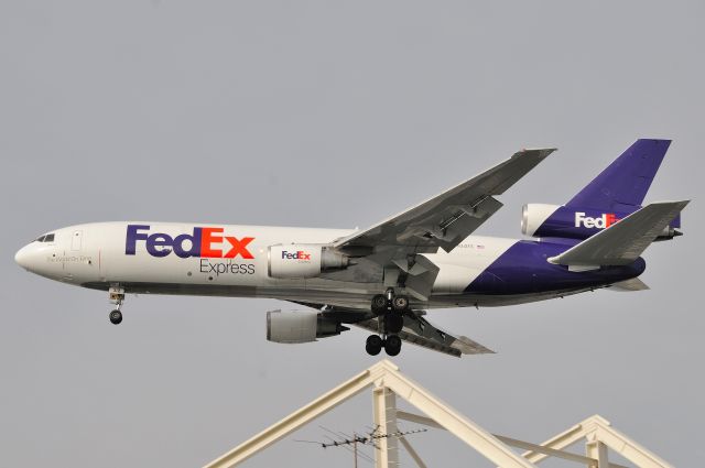 McDonnell Douglas DC-10 (N312FE) - 2013