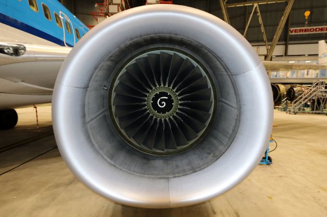 Boeing 737-800 (PH-BGE)