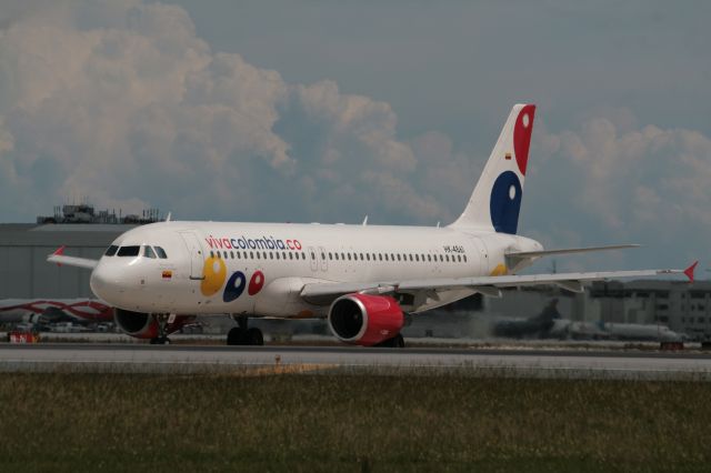 Airbus A320 (HK-4861)