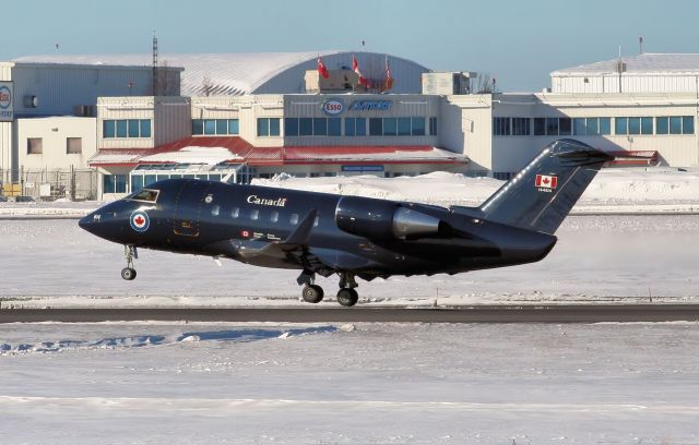 Canadair Challenger (14-4614) - This picture was taken on 03-Jan-14, and it return 40 minutes later.