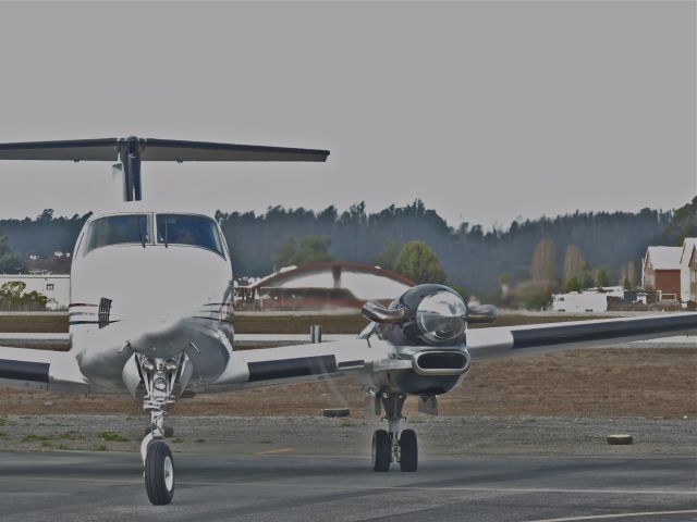 Beechcraft Super King Air 350 (N89WC)