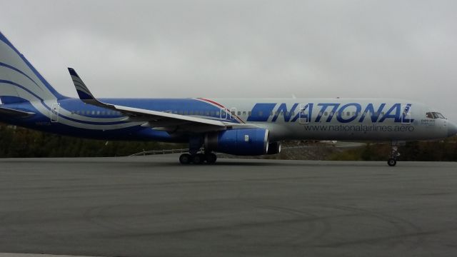 BOEING 767-400 (N567CA)