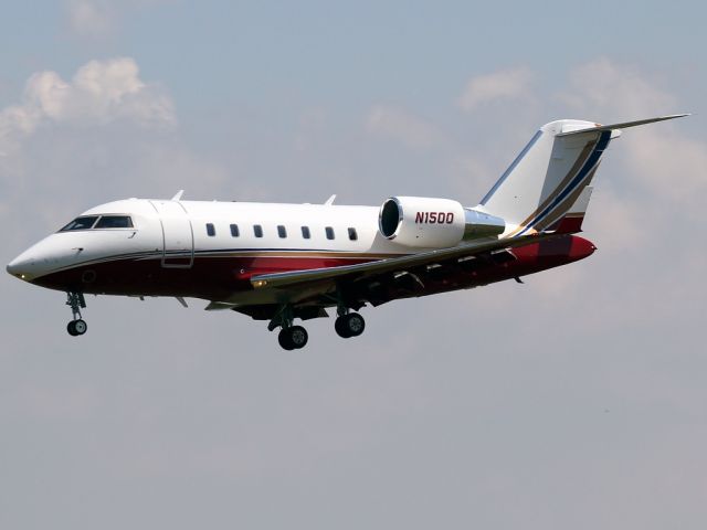 Canadair Challenger (N1500)