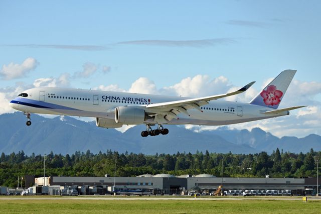 Airbus A350-900 (B-18916)