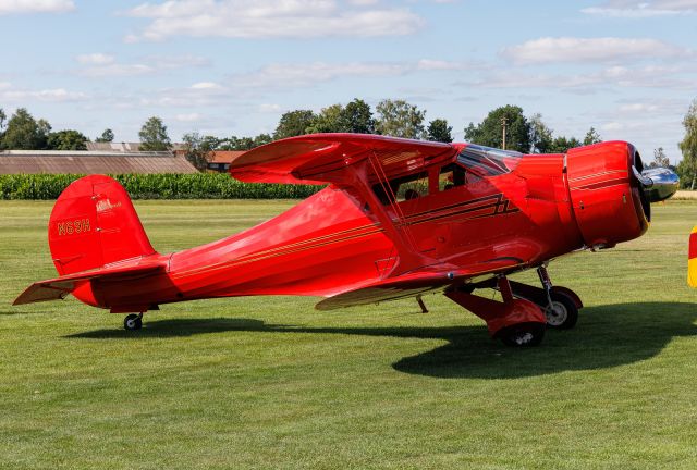 Beechcraft Staggerwing (N69H)