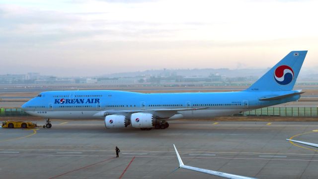 BOEING 747-8 (HL7630) - Korean Air Boeing 747-8B5 HL7630 in Seoul