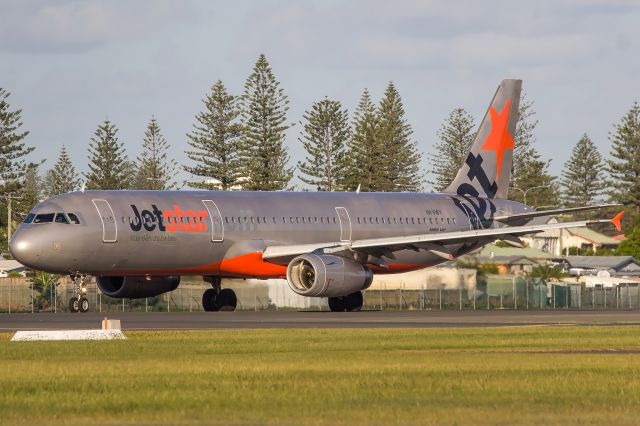 Airbus A321 (VH-VWY)