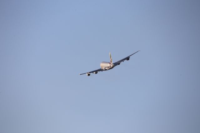 Airbus A380-800 (A6-EVJ)
