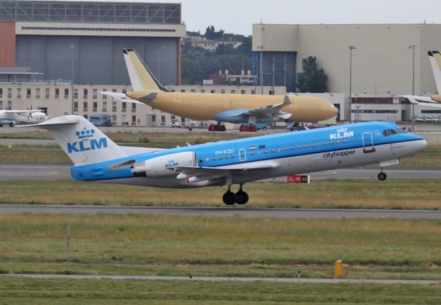 Fokker 70 (PH-KZD)