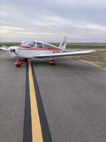 Piper Cherokee (N7229J)