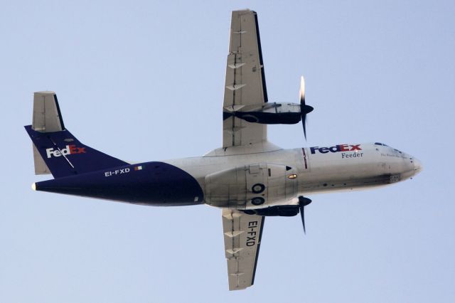 Aerospatiale ATR-42-300 (EI-FXD)