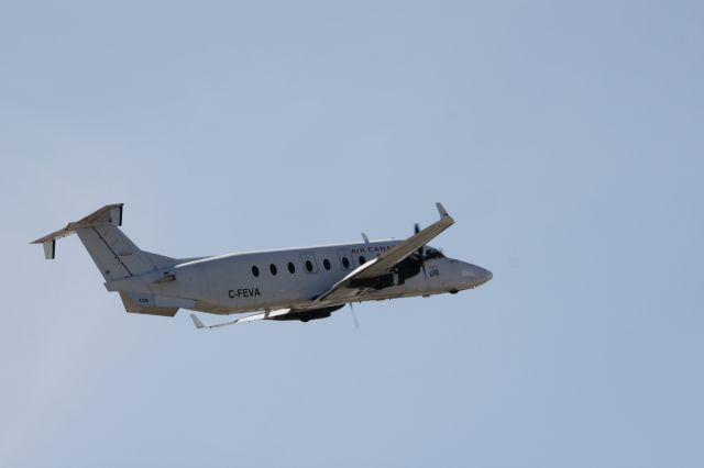 Beechcraft 1900 (C-FEVA)