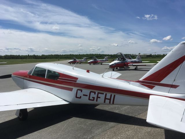 Piper PA-24 Comanche (C-GFHI) - C-GFHI with its friends Snowbirds 