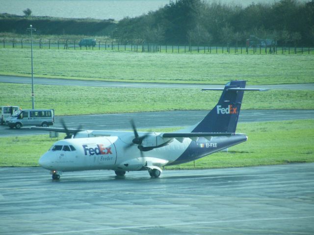 Boeing 737-800 (EI-FXE)
