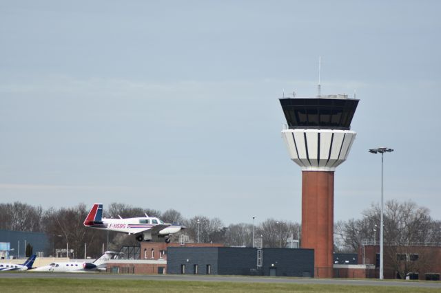 Mooney M-20 (F-HSDG)