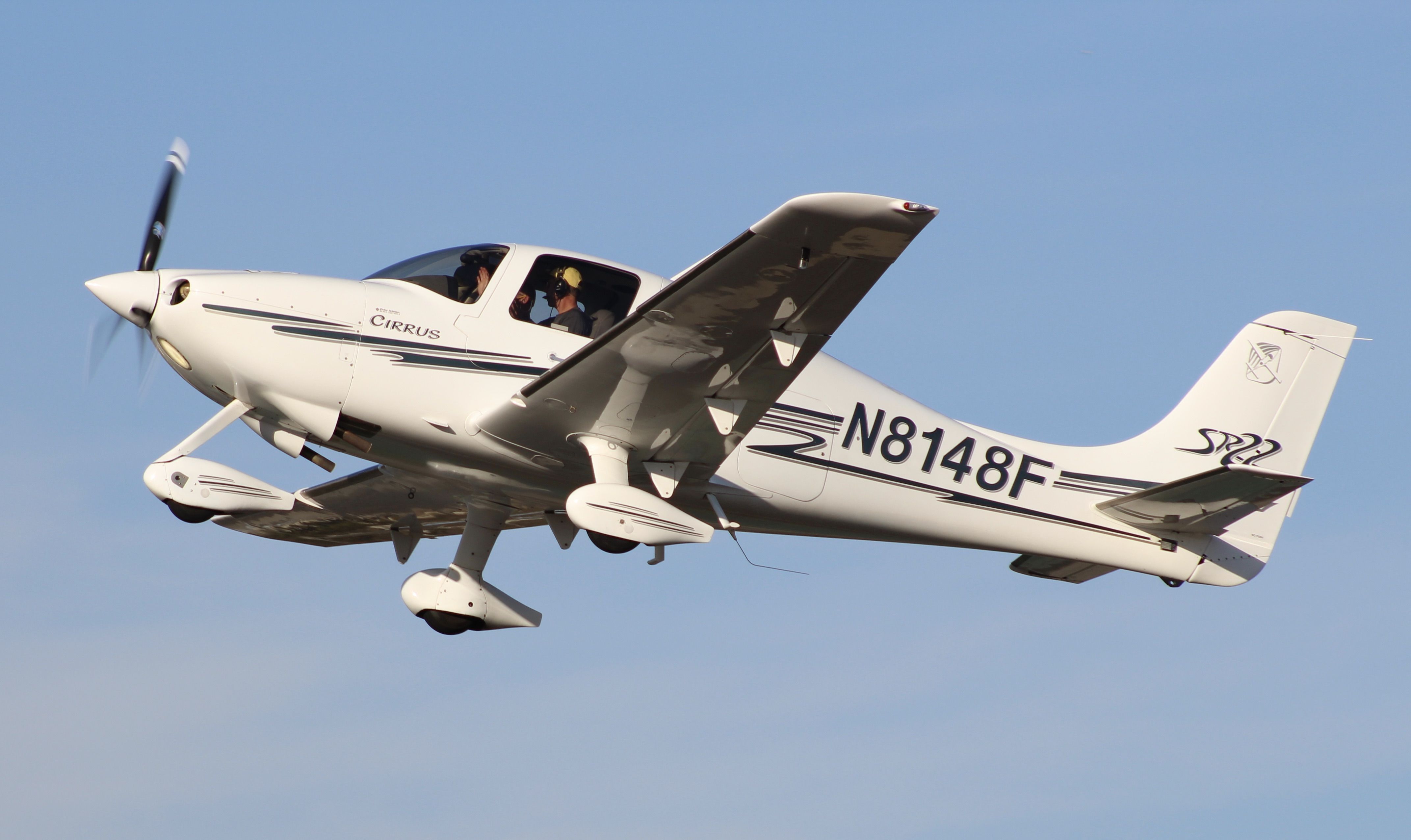 Cirrus SR-22 (N8148F) - Taken from the south ramp at Hawthorne on 12/17/17.