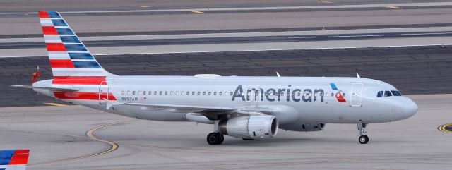 Airbus A320 (N653AW) - Phoenix Sky Harbor International Airport 14OCT19