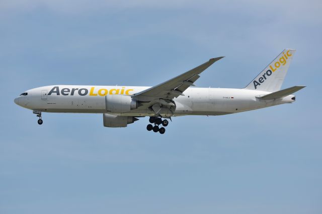 BOEING 777-200LR (D-AALH) - 28-C 06-29-19