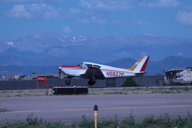 Piper PA-24 Comanche (N5827P)