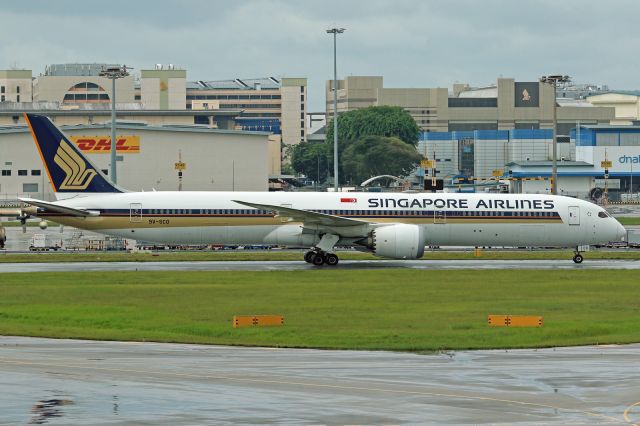 BOEING 787-10 Dreamliner (9V-SCO)