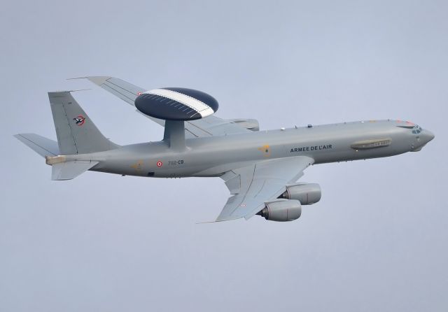 Boeing E-3F Sentry (N702CB) - 30/01/2014br /Take-off 07