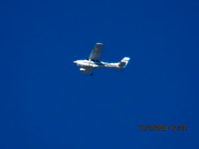 Cessna Skylane (N2443H)