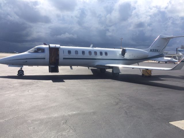 Learjet 45 (N99NJ)