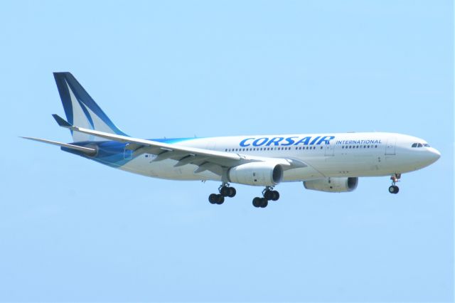 Airbus A330-200 (F-HCAT)